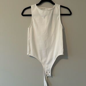 White Sleeveless body suit